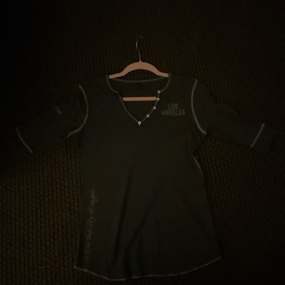 Y2K 2000’s rock shirt. Alp-n-rock